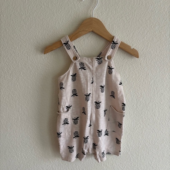 Cat & Jack Pineapple Romper 100% cotton 12M - Picture 1 of 4